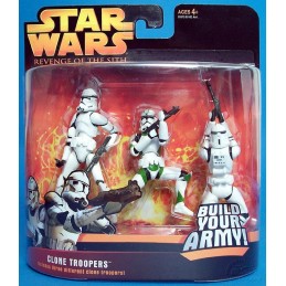 Clone troopers includes three different clone troopers green version